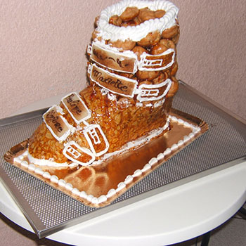 Gateau en forme de chaussure de ski
